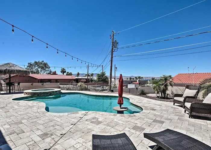 Pool, Hot Tub & Views: Havasu Home! *
