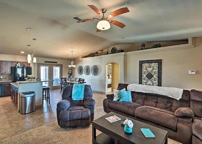 Ferienhaus Pool, Hot Tub & Views: Havasu Home!